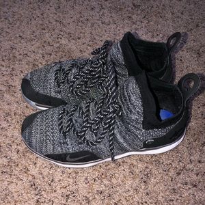 KD Women’s & Youth Basketball Shoes